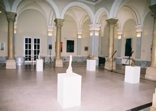 Suvremene iranske umjetnice: slikarstvo, kiparstvo, video