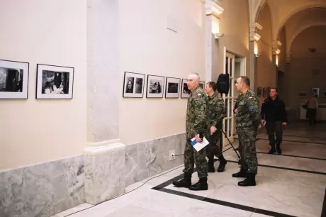 Fotografija sa otvorenja izložbe